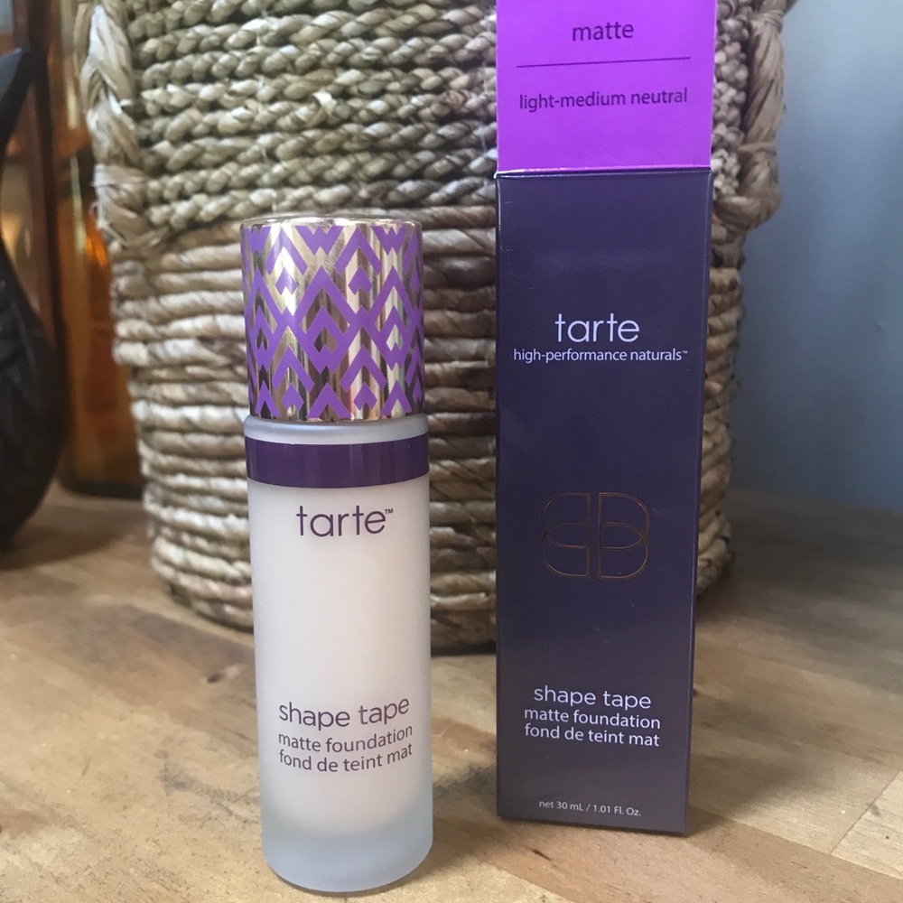 NEW Tarte Shape Tape Foundation: Light Med Neutral